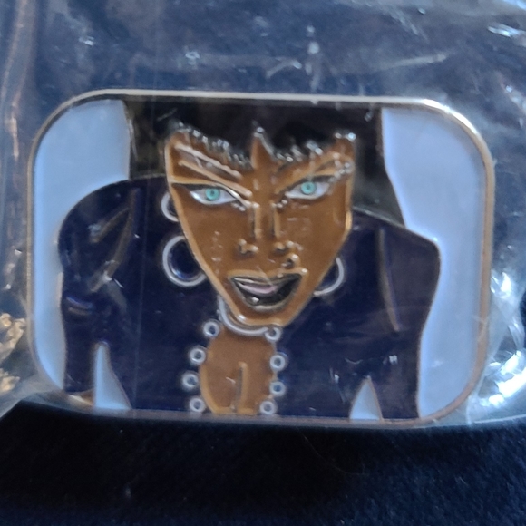 NWOT- Janet Jackson pin - Picture 3 of 7